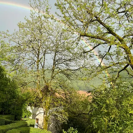 Bed & Breakfast Domaine Le Broual