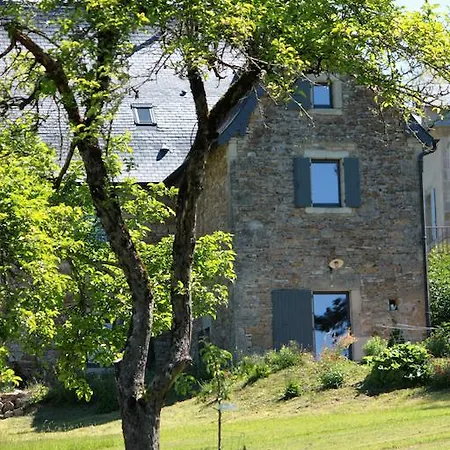 Domaine Le Broual Nocleg ze śniadaniem 4*