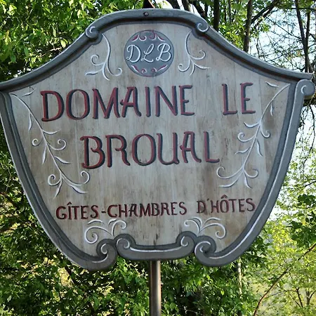 Bed & Breakfast Domaine Le Broual