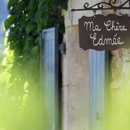 Domaine Le Broual Nocleg ze śniadaniem 4*